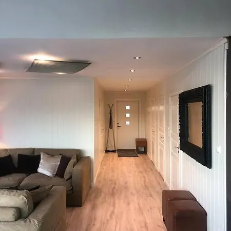Topp Moderne Suite. Apartment Larvik
